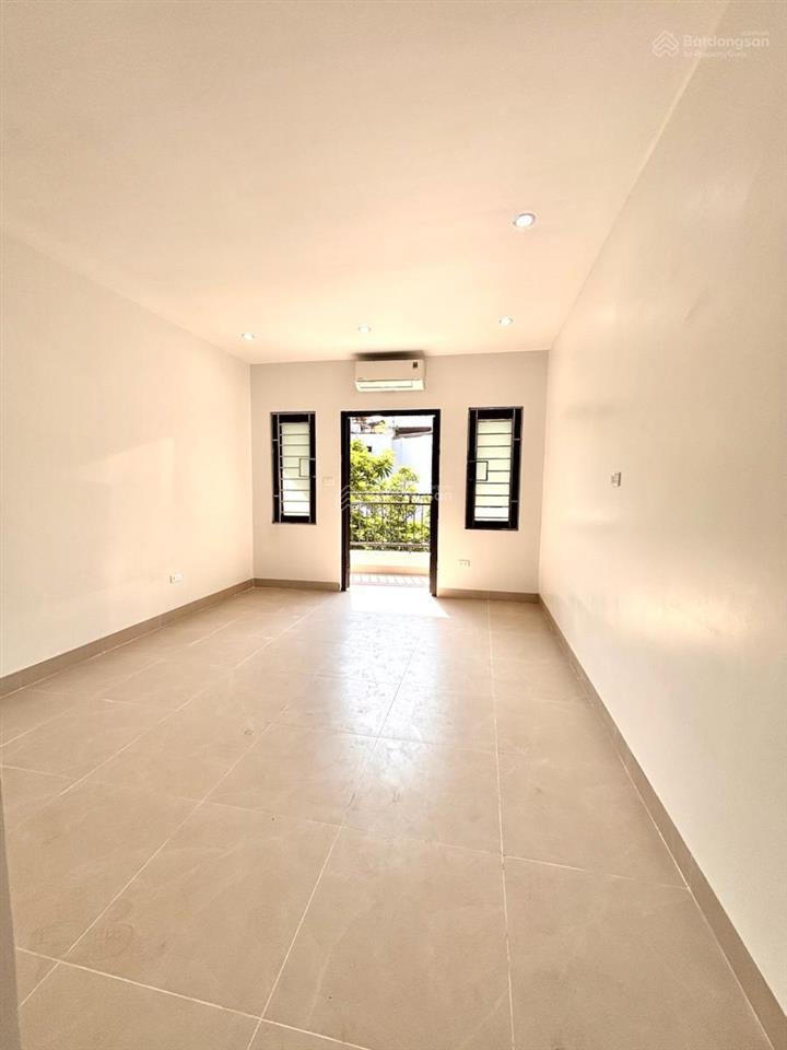 Bán gấp hoa hậu phân lô ô tô tránh 5 tầng thang máy phố đào tấn, vip ba đình 55m2 chỉ 29 tỷ