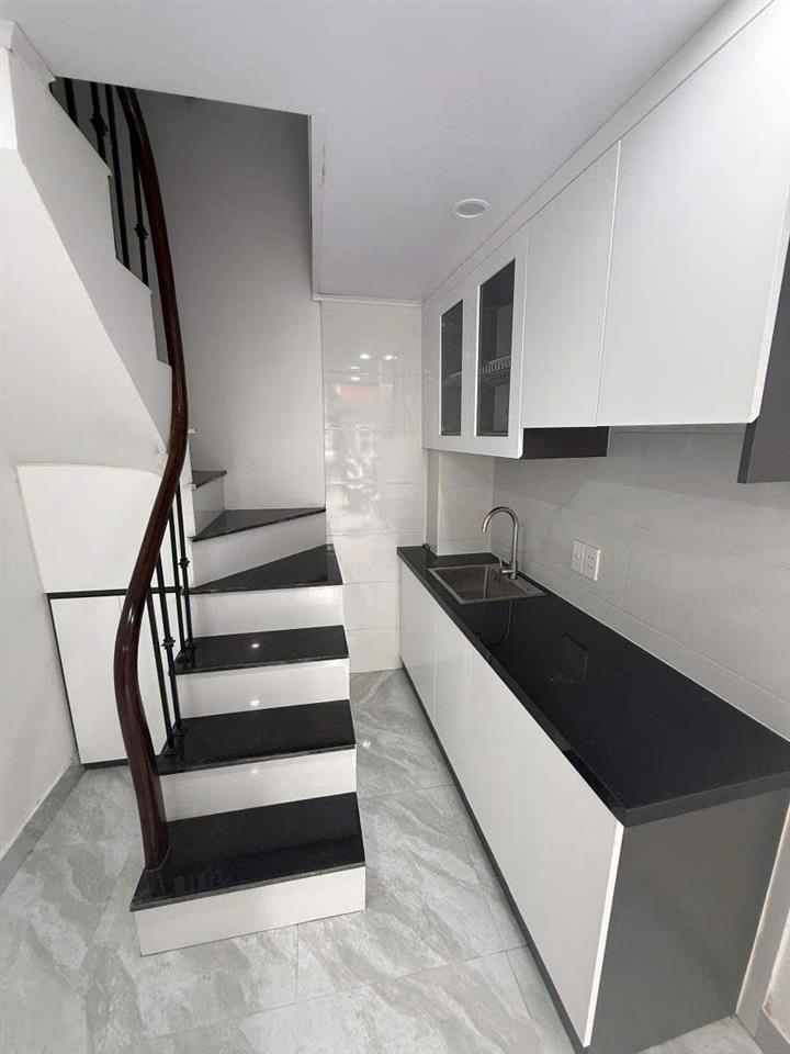 Trung tâm đống đa hàng hiếm 15m 5 tầng tại khâm thiên chỉ 3.5 tỷ