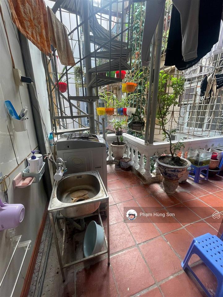 Bán nhà riêng tại giáp bát hoàng mai ngõ rộng  gần oto 6,1 tỷ, 35m2, đẹp, nhiều tiện ích