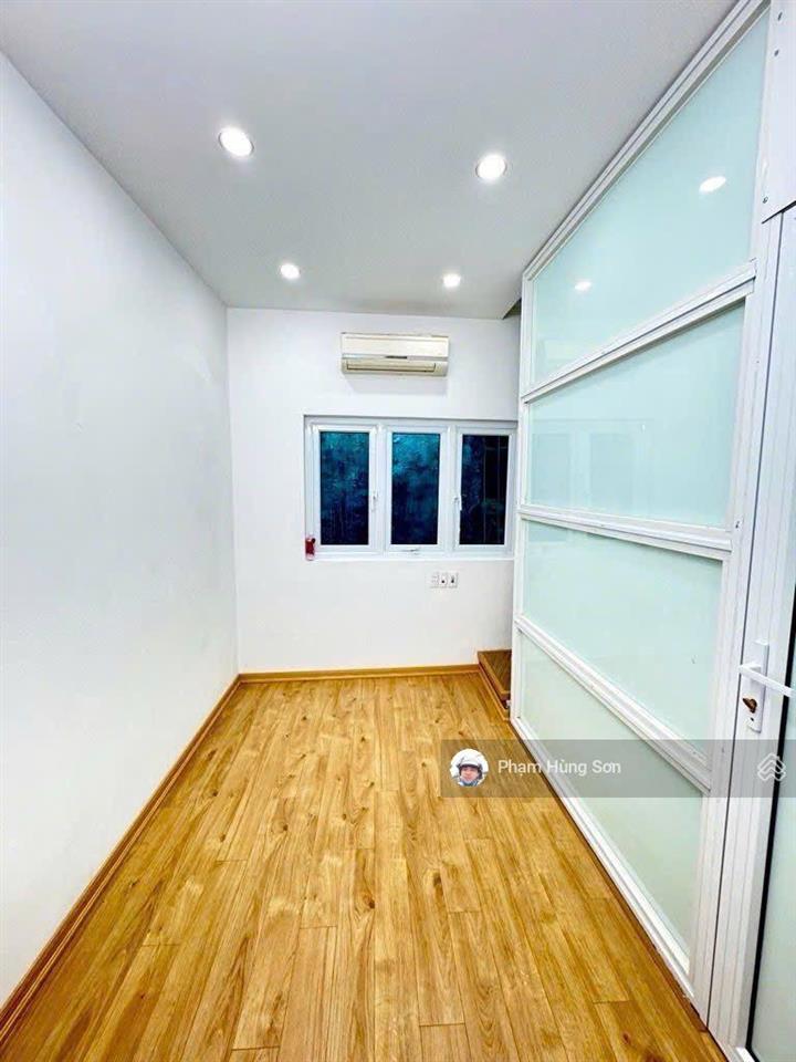 Hiếm, trung tâm đống đa tại phố khâm thiên, 3,2 tỷ, 20m2, 3pn, 3wc, hàng hot!