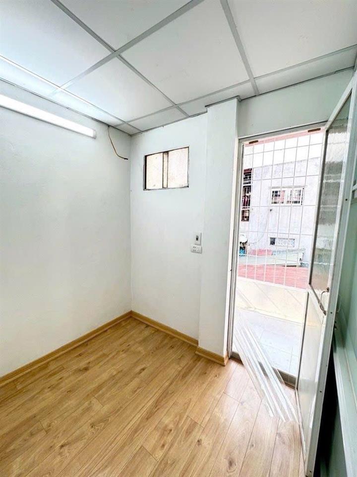 Hiếm, trung tâm đống đa tại phố khâm thiên, 3,2 tỷ, 20m2, 3pn, 3wc, hàng hot!