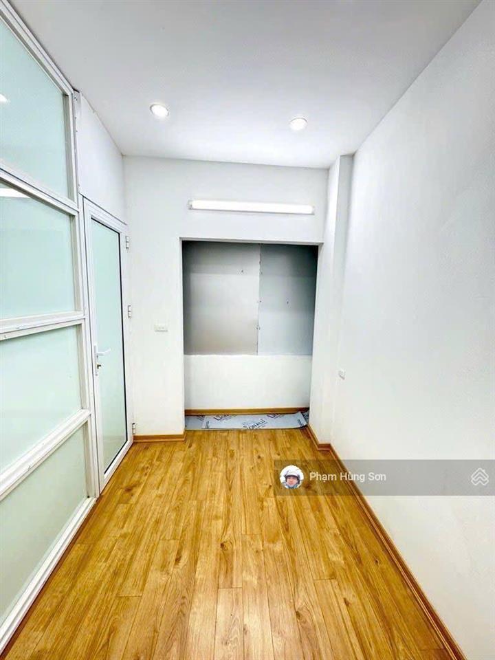 Hiếm, trung tâm đống đa tại phố khâm thiên, 3,2 tỷ, 20m2, 3pn, 3wc, hàng hot!