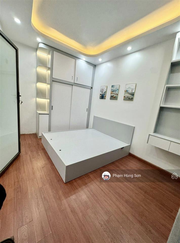 Bán nhà đống đa nhà siêu đẹp, vị trí đỉnh, 30m ra ô tô tránh, 80m ra hồ 3 mẫu
