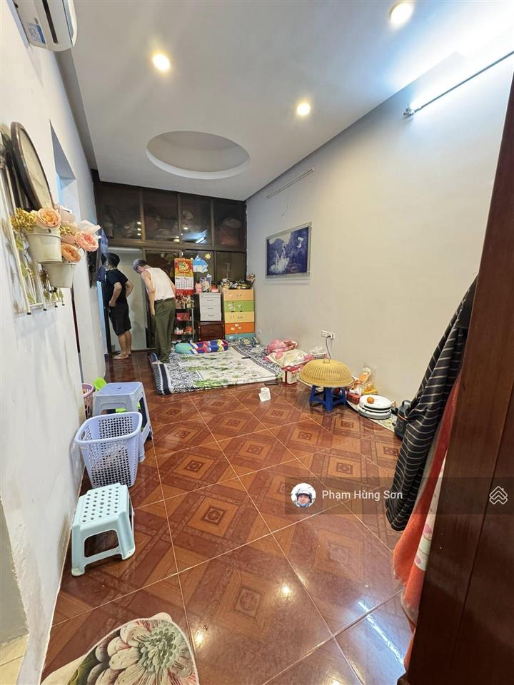 Giá đầu tư siêu hiếm phố bạch mai  lô góc mặt ngõ 60m ra mặt phố ngõ thẳng tắp nhà dân xây