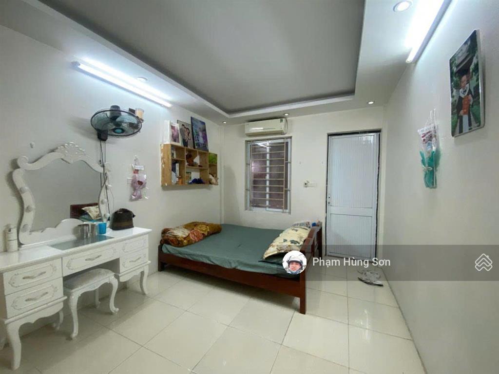 Bán gấp nhà trương định ngõ thông, sh quay đầu 3,4 tỷ, 40m2, 2pn, 2wc, mặt tiền 3.3m