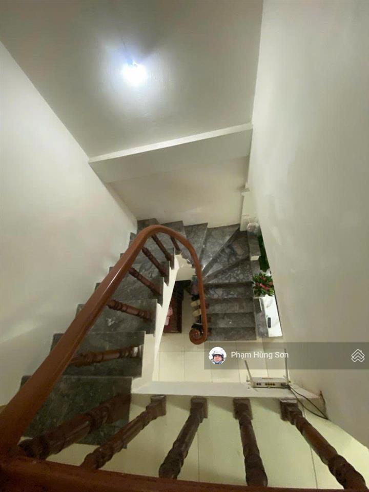 Bán gấp nhà trương định ngõ thông, sh quay đầu 3,4 tỷ, 40m2, 2pn, 2wc, mặt tiền 3.3m