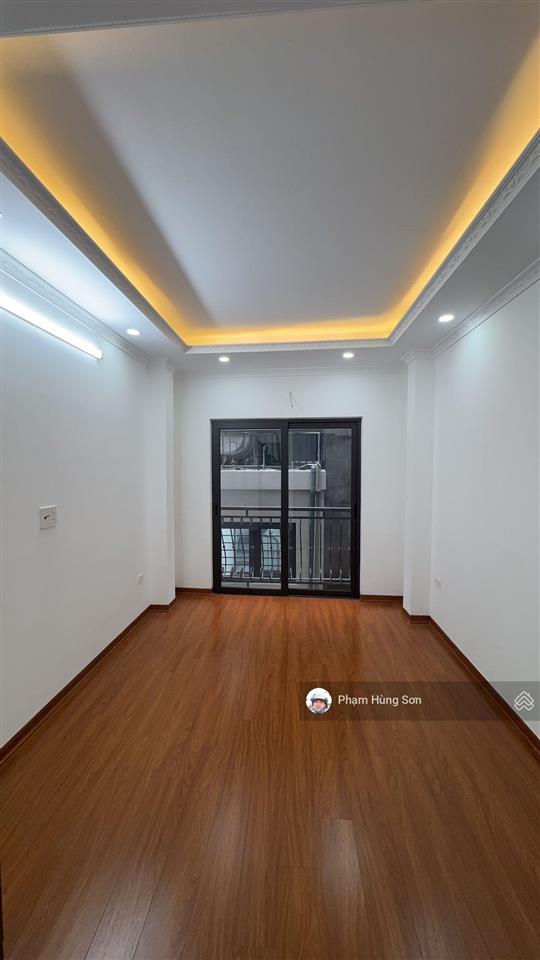 Nhà mới kính kong  ngõ nông gần phố  nhỏ xinh bay nhanh  tiện ích bạt ngàn