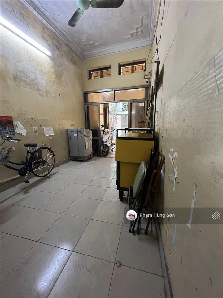 Nhà minh khai nở hậu, ngõ thông, vị trí hiếm, 2 nhà ra ô tô