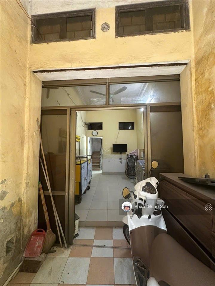 Nhà minh khai nở hậu, ngõ thông, vị trí hiếm, 2 nhà ra ô tô