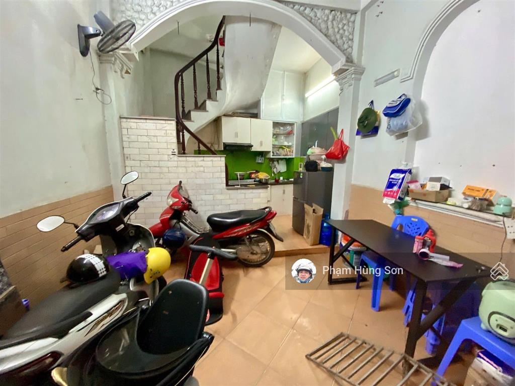 Phân khúc hiếm  5 tầng chắc chắn  15m ô tô dừng đỗ  sổ đỏ đẹp