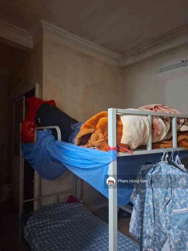 Bán nr siêu hot tại bạch mai, 5,2 tỷ, 30m2, 4t ngõ thông tứ tung cách oto 10m ra hồ 50m
