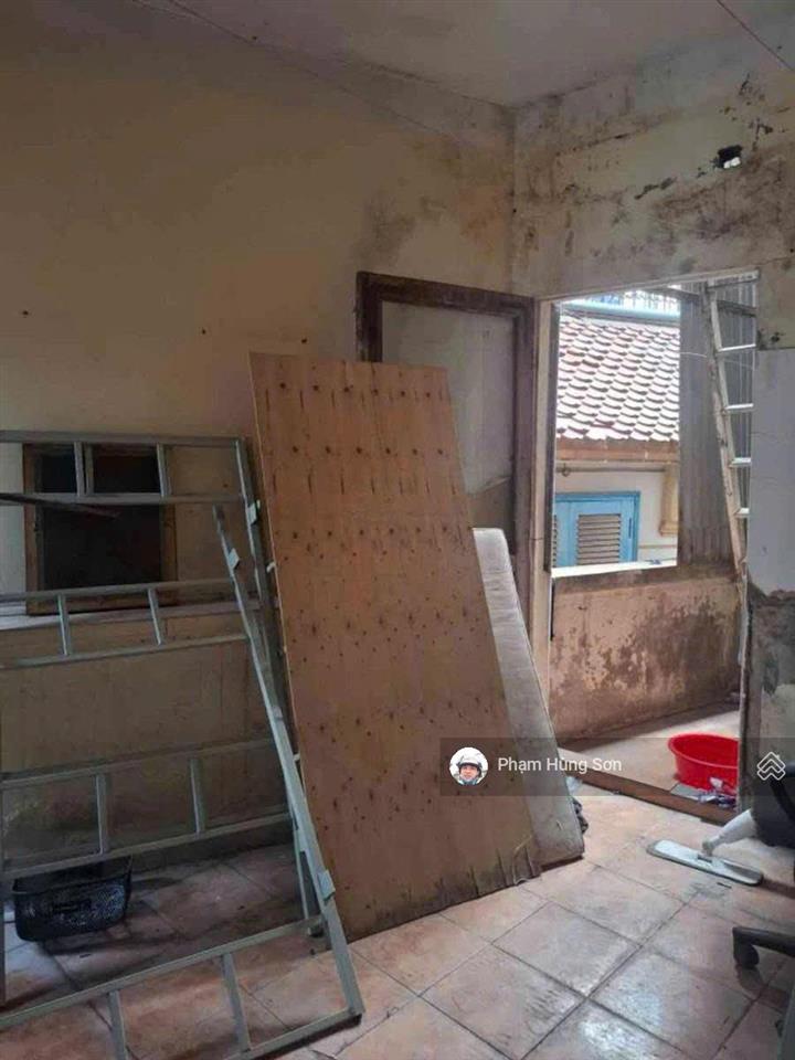 Bán nr siêu hot tại bạch mai, 5,2 tỷ, 30m2, 4t ngõ thông tứ tung cách oto 10m ra hồ 50m