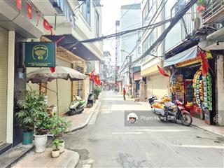 Hàng hiếm  đất đống đa / trần quý cáp  30m ra phố  giá đầu tư cực bén  sổ đỏ cất két