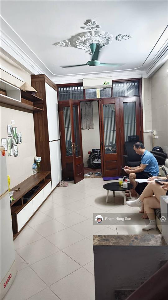 Bán nhà riêng cực hiếm tại tân mai, 5,5 tỷ, 30m2, view đẹp, sổ vuông đẹp, giá ưu đãi