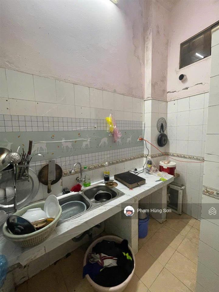 Bán nr đẹp xuất sắc tại giáp bát, 5,2 tỷ, 32m2, 4 tầng oto qua nhà, 10m oto tránh