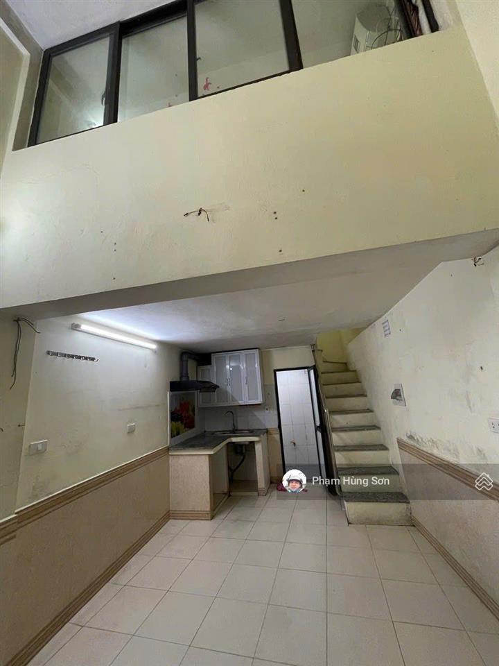 Trung tâm 2 bà  cách ô tô 10m  ngõ thoáng, thông  nhỏ tiền  đầy đủ công năng  bay nhanh