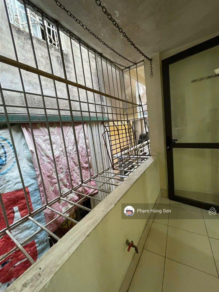 Trung tâm 2 bà  cách ô tô 10m  ngõ thoáng, thông  nhỏ tiền  đầy đủ công năng  bay nhanh