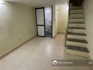 Trung tâm 2 bà  cách ô tô 10m  ngõ thoáng, thông  nhỏ tiền  đầy đủ công năng  bay nhanh