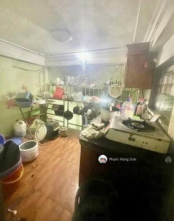 Tầm tiền hiếm lô góc 2 mặt thoáng 5 tầng dân xây sát phố trương định