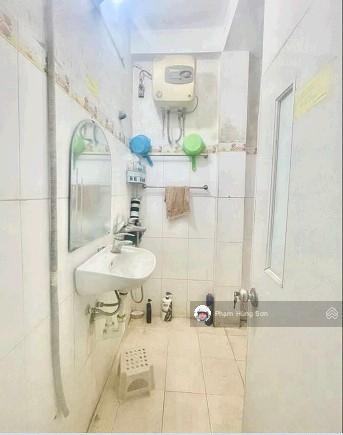 Tầm tiền hiếm lô góc 2 mặt thoáng 5 tầng dân xây sát phố trương định