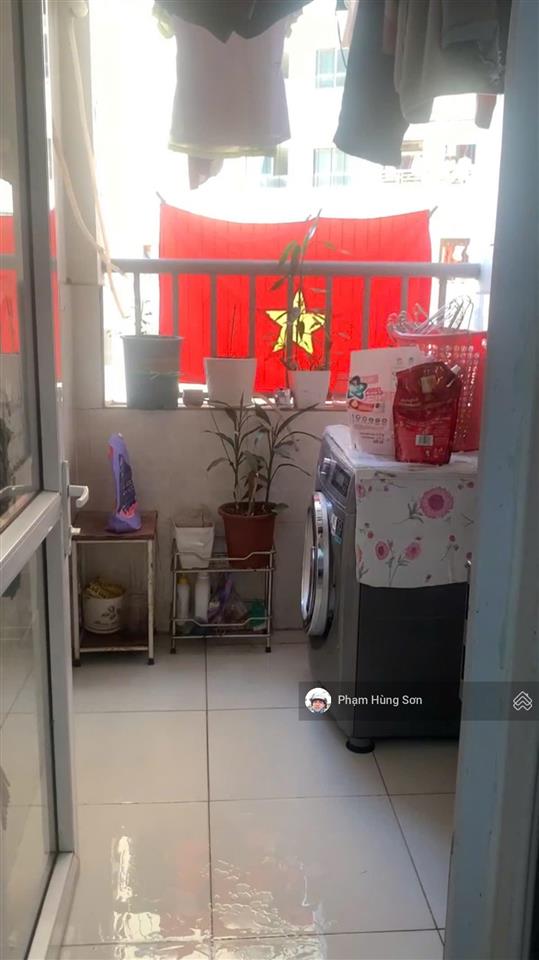 Tầm tiền hiếm  tầng đẹp  2 phòng ngủ  mặt đường cực xịn  nhà đẹp ở luôn!
