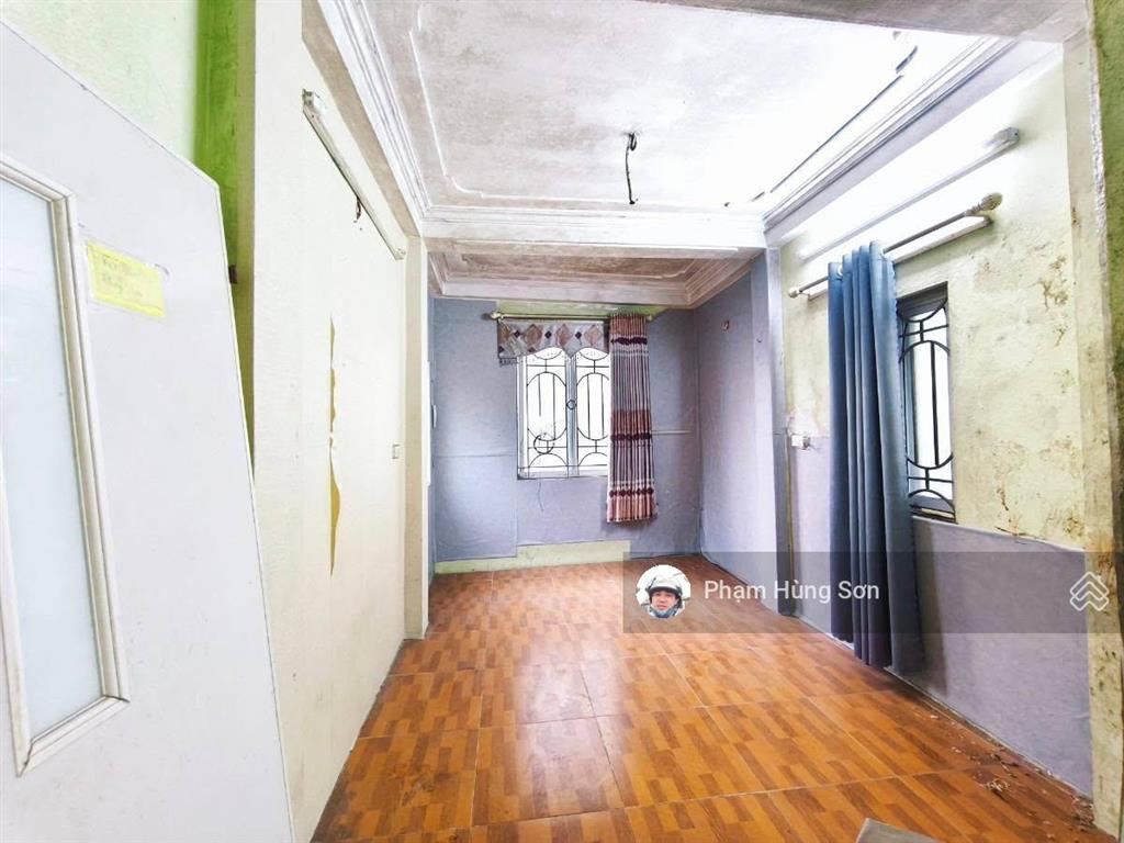 Tầm tiền hiếm  sổ riêng chính chủ lô góc 2 mặt thoáng 5 tầng dân xây