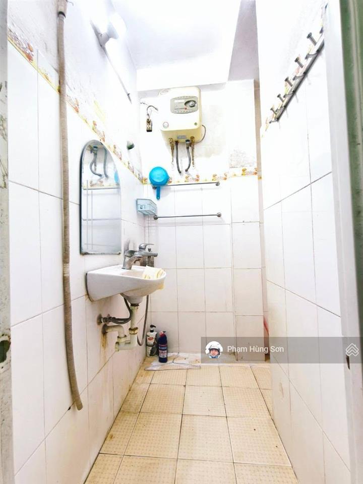 Tầm tiền hiếm  sổ riêng chính chủ lô góc 2 mặt thoáng 5 tầng dân xây