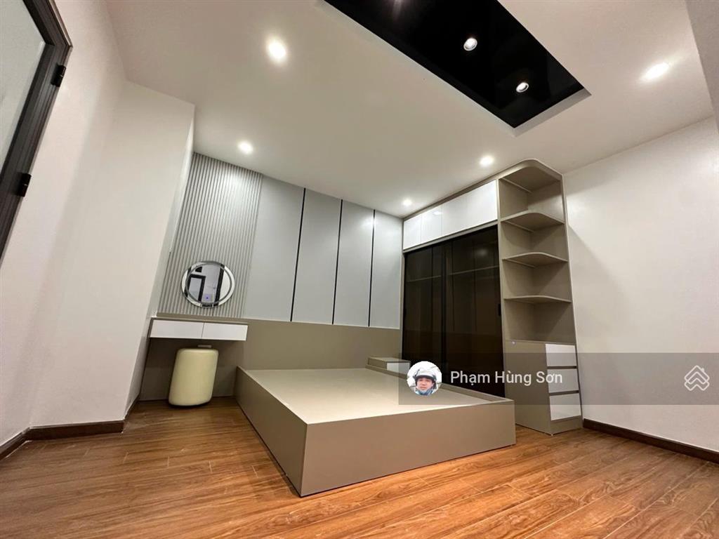 Bán nr phố tôn đức thắng, 5,2 tỷ, 33m2, bao đẹp, 3pn, 3wc