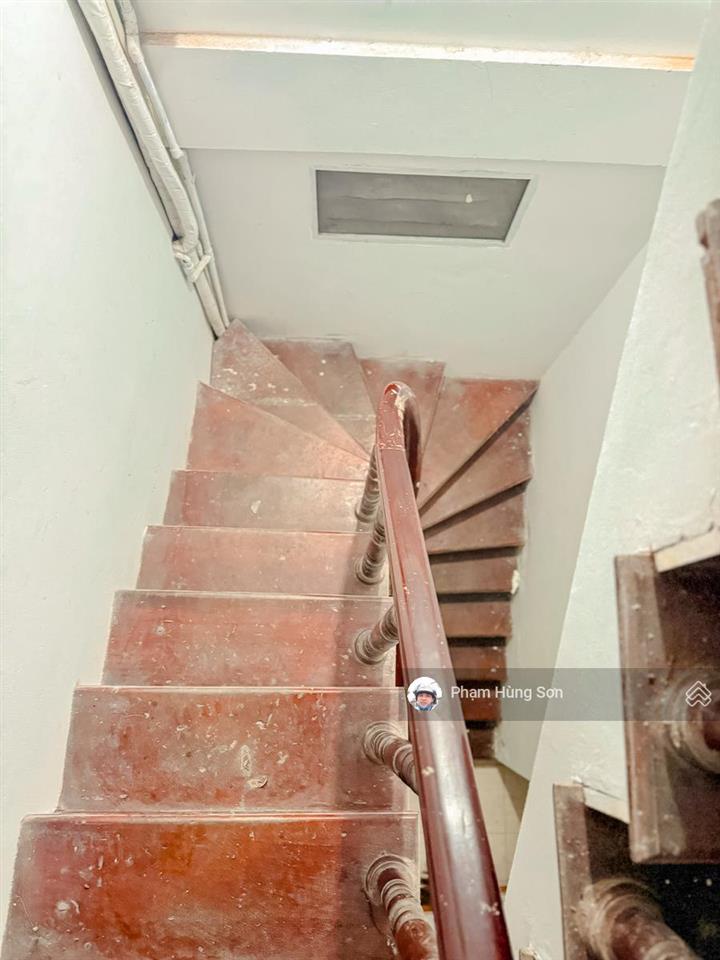Trung tâm đống đa  7 phòng cho thuê, giá hạt dẻ 35m2 5 tầng chỉ 5 tỷ