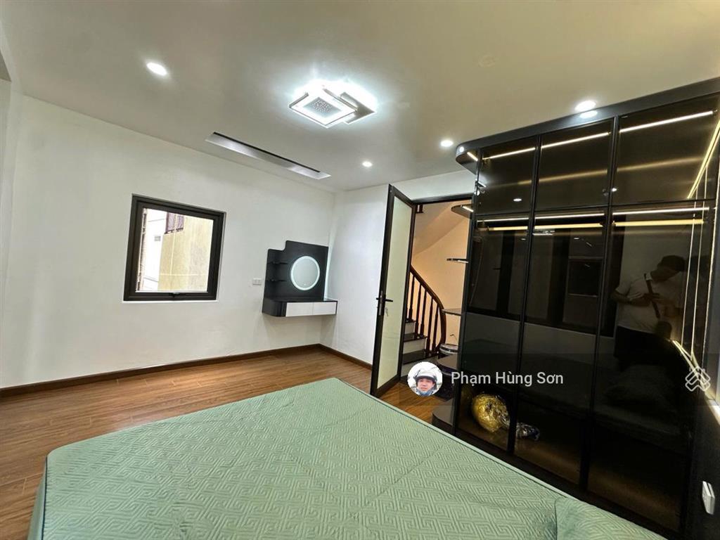 Bán gấp nhà quận thanh xuân, hà nội 6,9 tỷ, 40m2, 5 tầng, 4 ngủ, mặt tiền 3,4m.