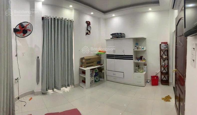 Hẻm xe hơi hồ thị kỷ quận 10  25m2 ngang 5m vuông  5 tầng hoàn công.