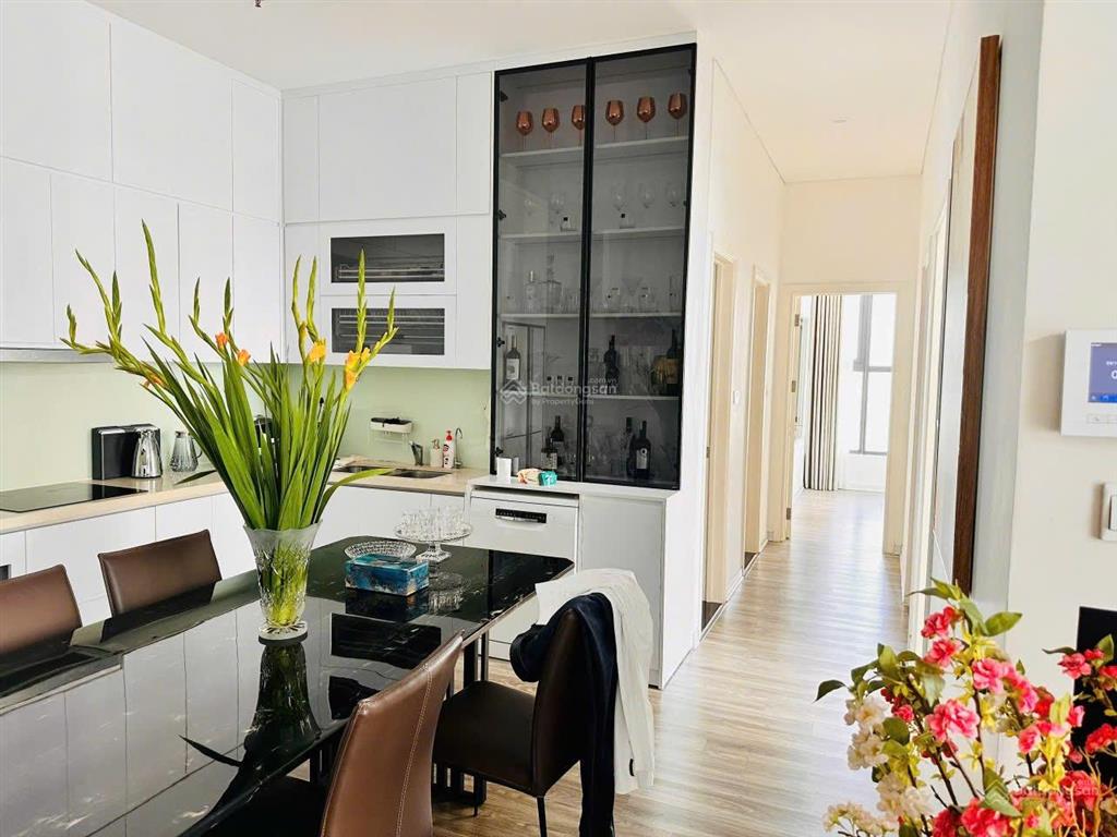 Chủ nhà gửi bán 5 căn hộ giá tốt tại mđ pearl. dt 48,8m2, 72,67m2, 94m2, 124m2, 278m2.  xem nhà