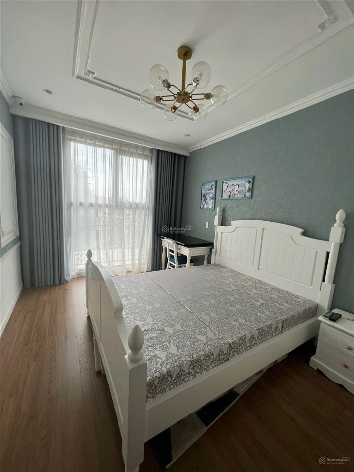 Cần bán gấp căn hộ 81m2 giá tốt tại ct8 the emerald đình thôn.  0975 226 ***
