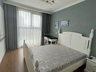 Cần bán gấp căn hộ 81m2 giá tốt tại ct8 the emerald đình thôn.  0975 226 ***.