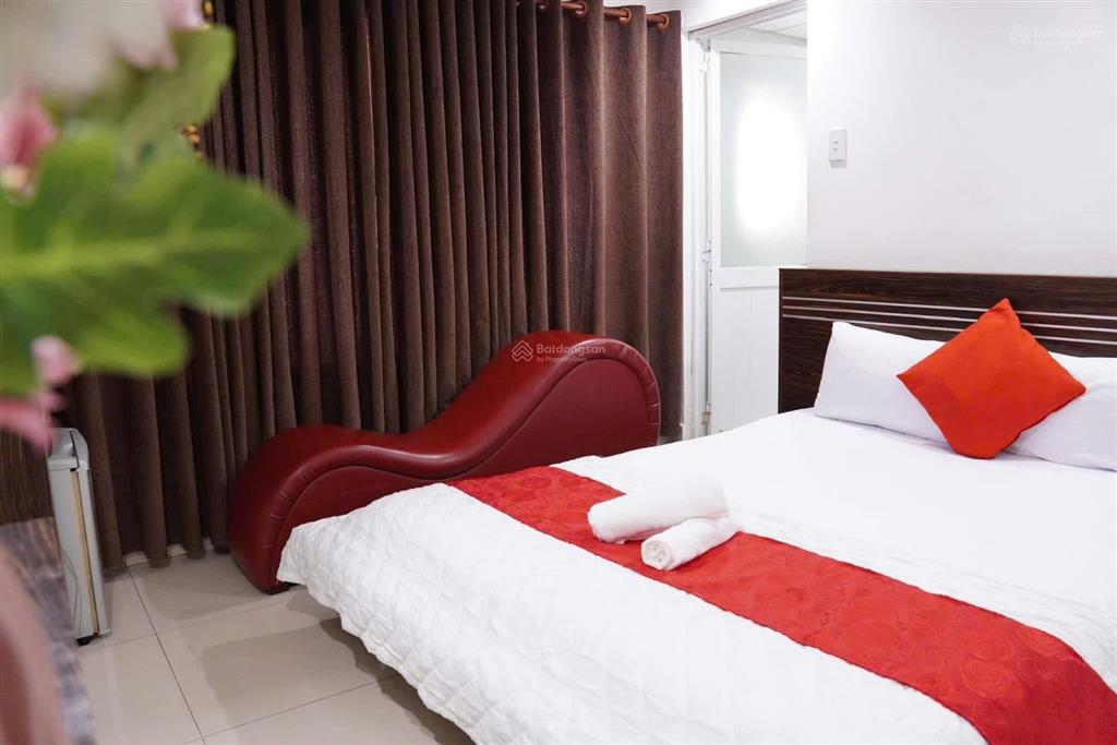 Siêu phẩm dòng tiền cực rẻ giảm còn 90 tỷ toà khách sạn 53 phòng nguyễn thị thập, q7,  0903 870 ***