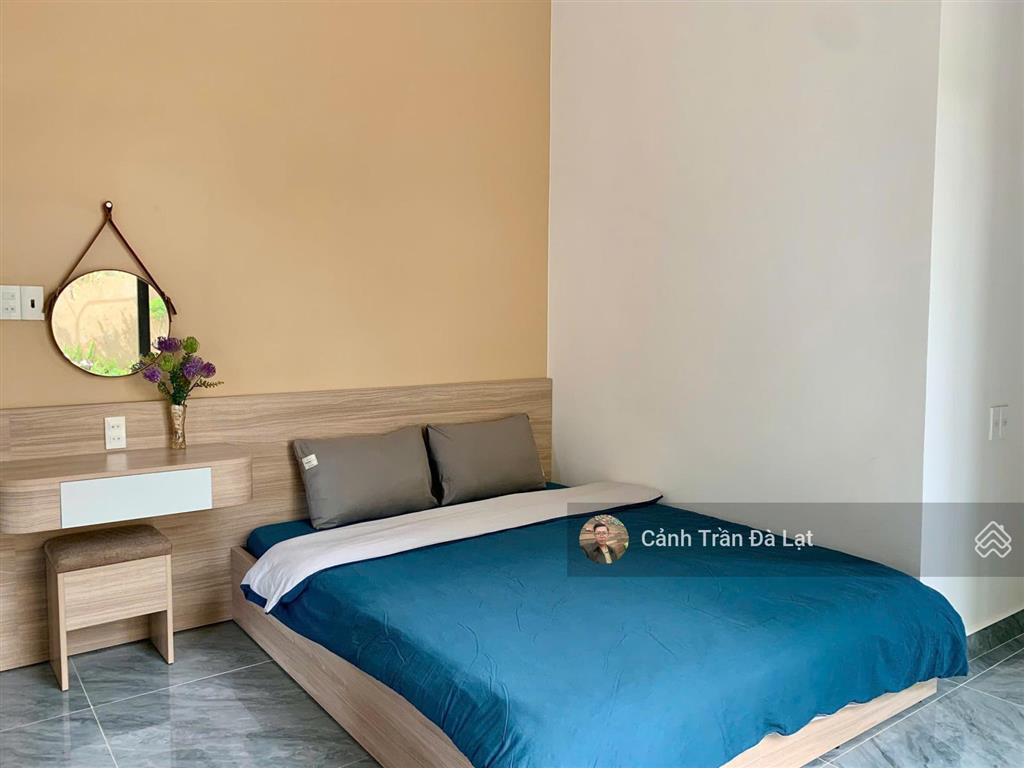 Villa mới vào vận hành ngay, với 272m có 5 phòng ngủ. lượng khách có sẵn khá đều.