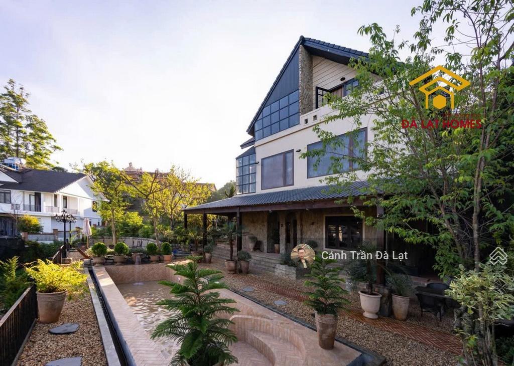 Villa mặt tiền hoàng hoa thám, sở hữu thế thoải dốc, view giá trị.