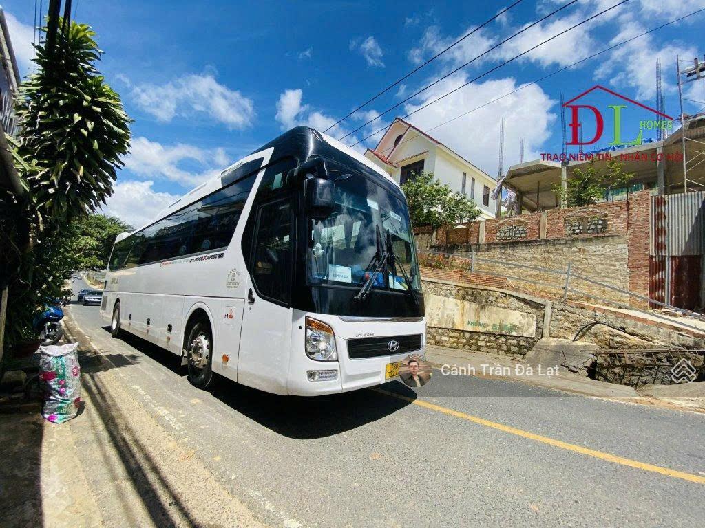 Đất mặt tiền lớn triệu việt vương, 1213,3m2, 2 mặt tiền trước sau đường oto