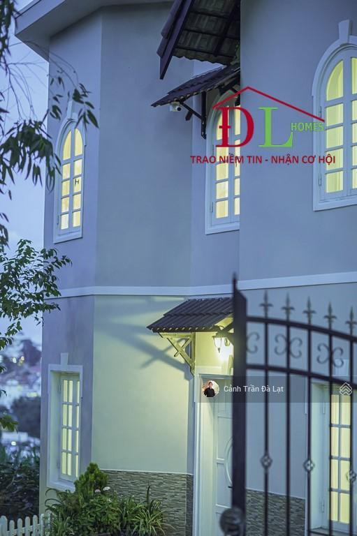 Bán căn biệt thự góc 2 mặt tiền đường nguyễn trung trực góc view thành phố