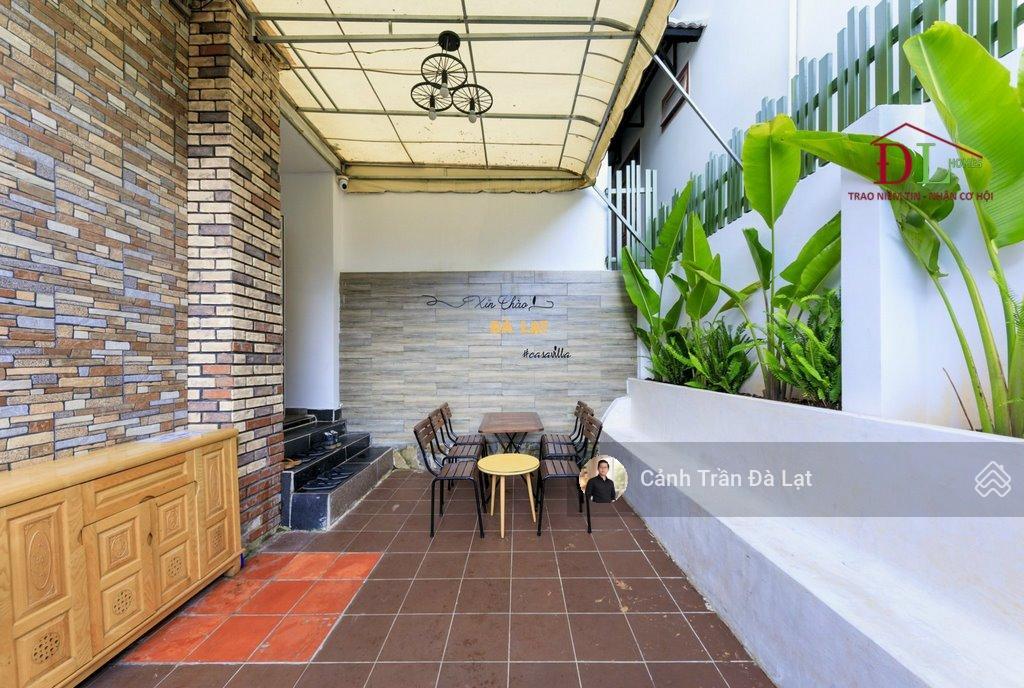 Villa hồ tùng mậu đà lạt đi bộ ra hồ xuân hương chỉ 3 phút. 138m2 giá 16 tỷ.