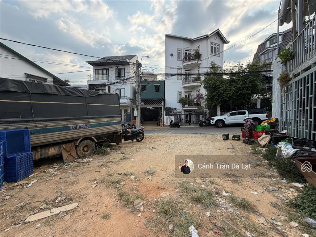 Lô đất góc 3 mặt tiền thoáng tại phường 5. khu vực cận trung tâm, ra chợ đà lạt 2km