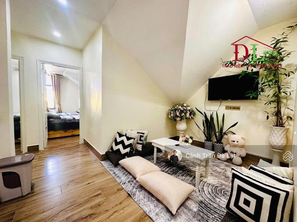 Bán căn villa 11 phòng rộng rãi, vị trí trung tâm, full nội thất vào vận hành ngay.