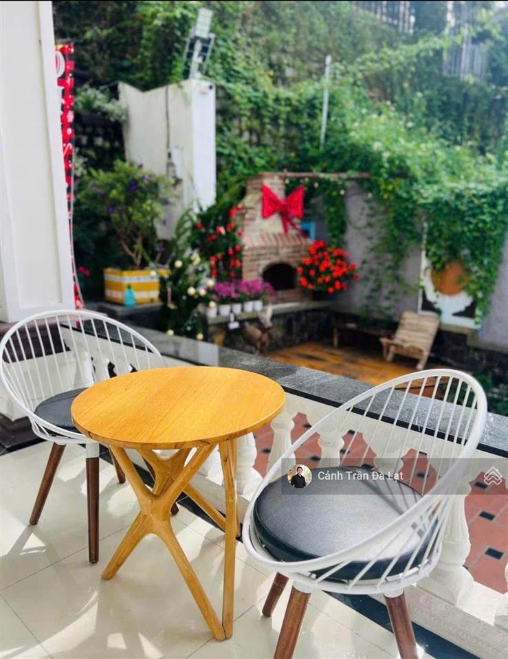 Giảm mạnh 12 tỷ còn 8 tỷ. bán gấp villa view đẹp yết kiêu, p.5, đà lạt