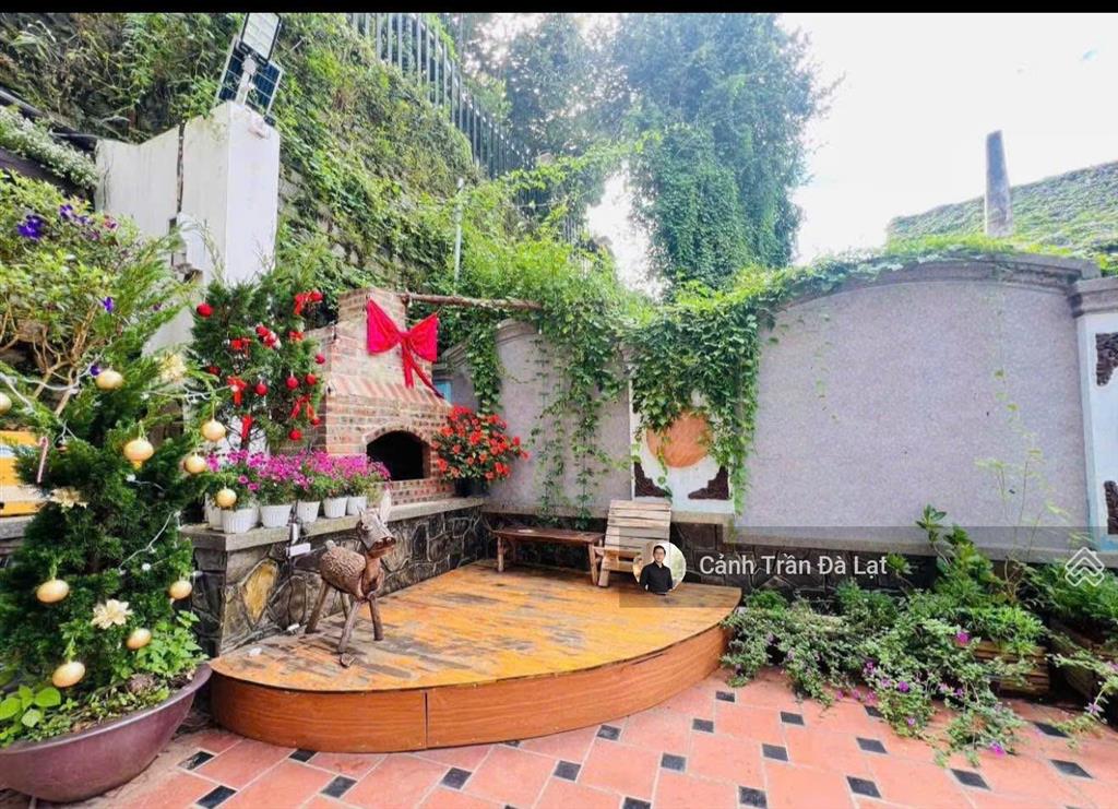 Giảm mạnh 12 tỷ còn 8 tỷ. bán gấp villa view đẹp yết kiêu, p.5, đà lạt