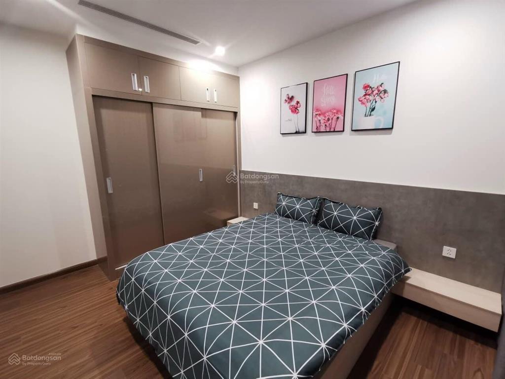 Chính chủ cần bán gấp căn 3pn 100m2 tại dự án chelsea park, view bể bơi, giá tốt  0976 044 ***
