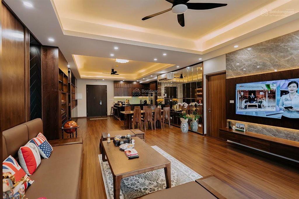 Bán nhanh căn hộ 3pn 128m2 tại dự án sky park  03 tôn thất thuyết, giá chỉ 13.5 tỷ 0976 044 ***