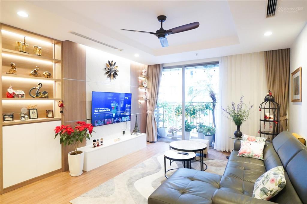 Bán căn hộ 2pn tại sky park 03 tôn thất thuyết view hồ, giá chỉ 9.6 tỷ  0976 044 ***