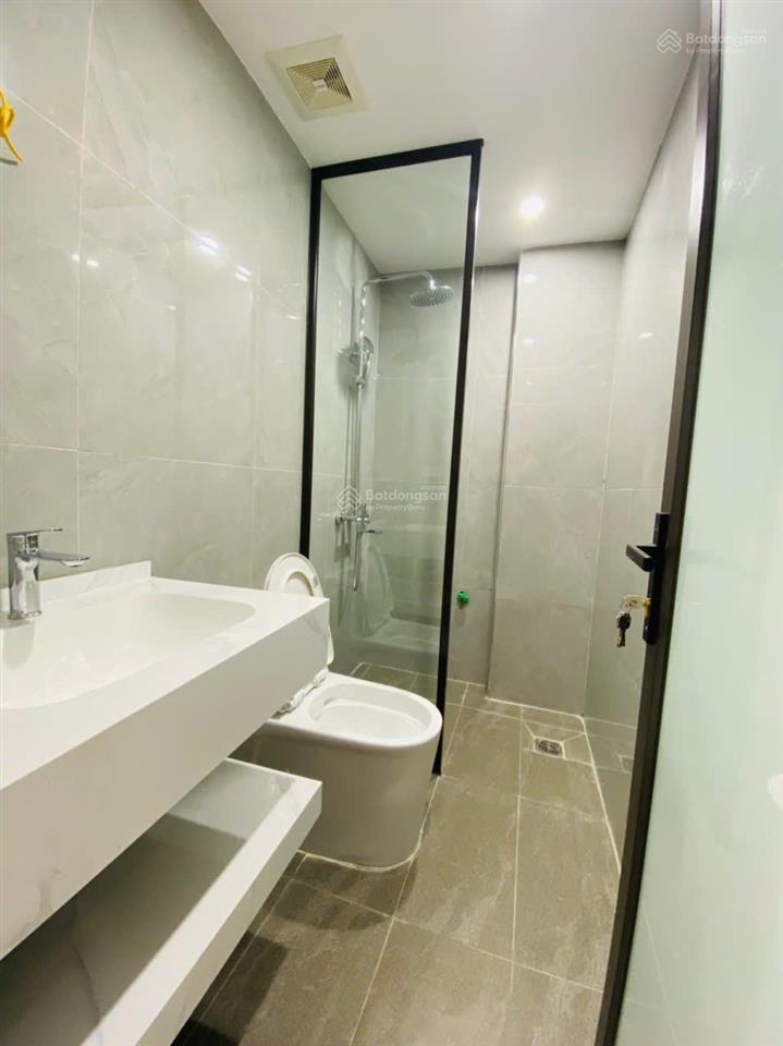 Bán nhà pl quân đội phố phùng chí kiên  hoàng quốc việt. 55m² x 8 tầng, thang máy, ô tô vào nhà