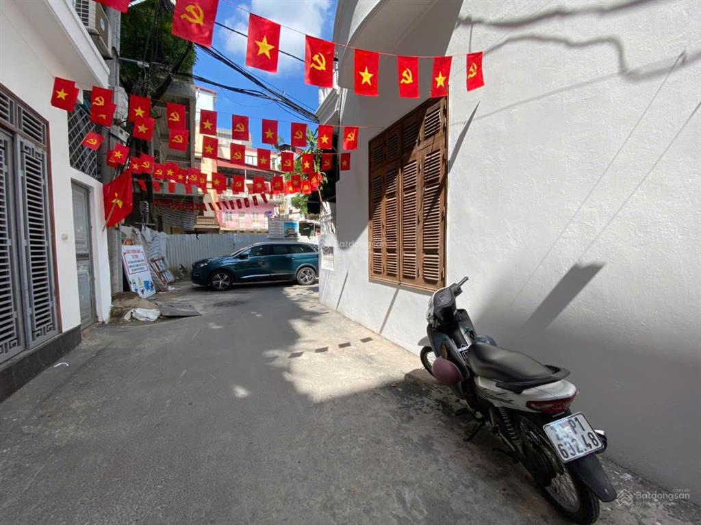 Bán nhà pl quân đội phố phùng chí kiên  hoàng quốc việt. 55m² x 8 tầng, thang máy, ô tô vào nhà
