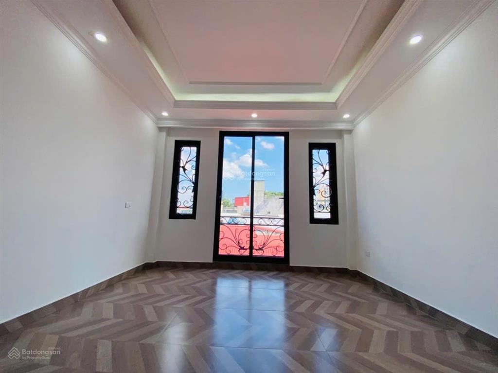 Bán nhà phân lô quân đội, đường 800a  hoàng sâm, cầu giấy. 55m2 x 7,5 tầng, thang máy, xây mới.